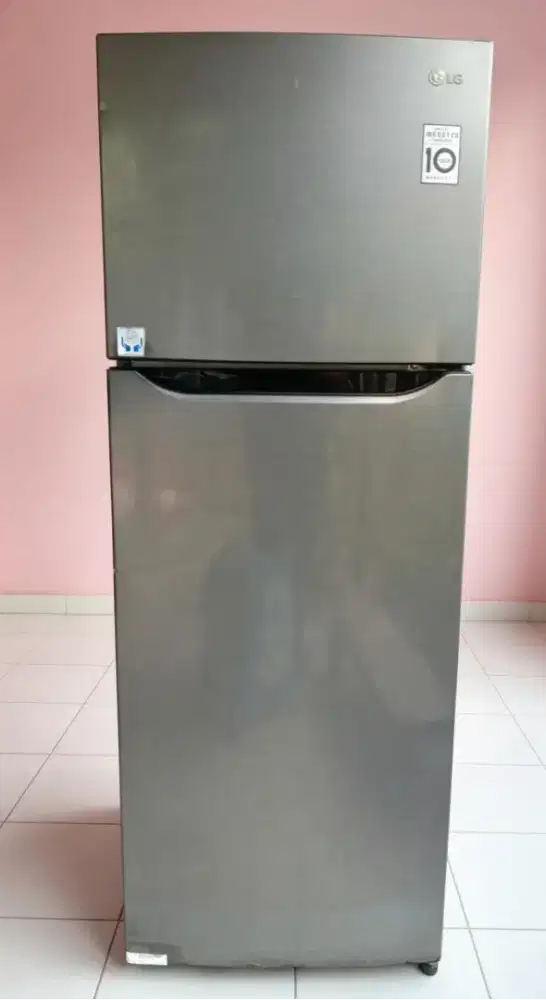 Kulkas 2pintu merk LG