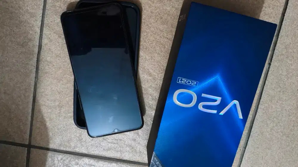 Vivo V20 2021 8/128 mulus
