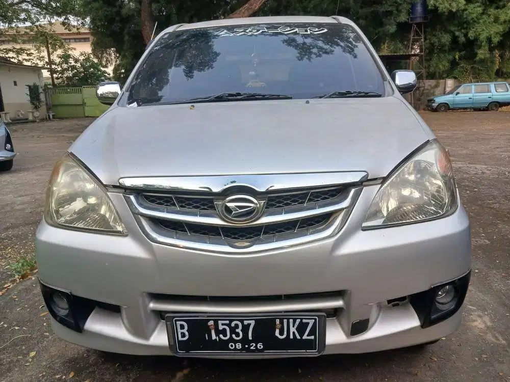 Daihatsu Xenia 2011 Bensin