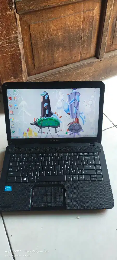 Laptop Toshiba C800