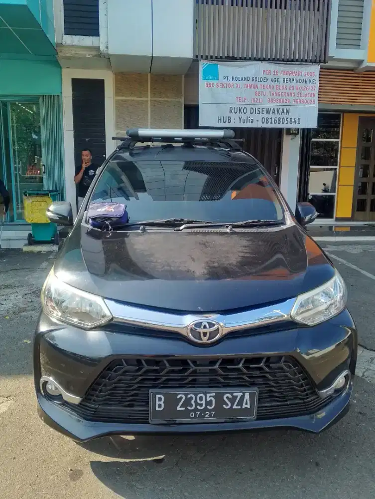 Jual Avanza Veloz 1.3 Matic Hitam
