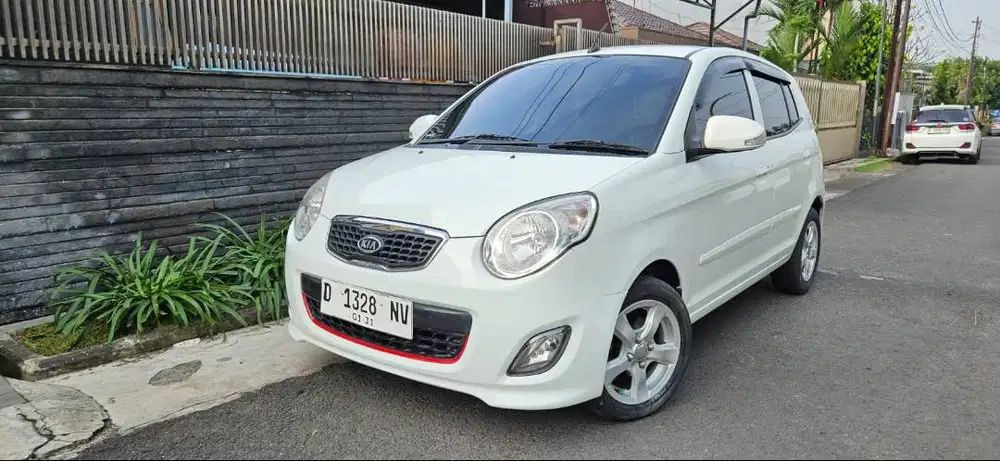 PICANTO COSMO Automatic 2010, Kondisi Istimewa Sekali dan Siap Pakai