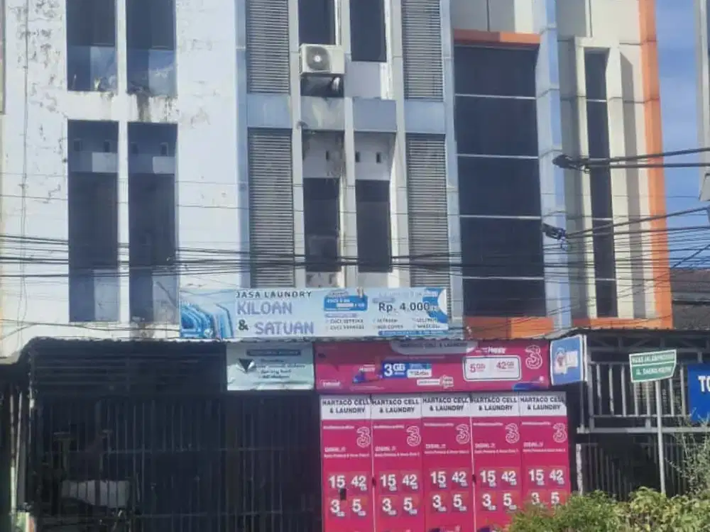 Ruko 3 Lantai Strategis Dekat RSU Haji Dan Kampus UNM Parangtambung