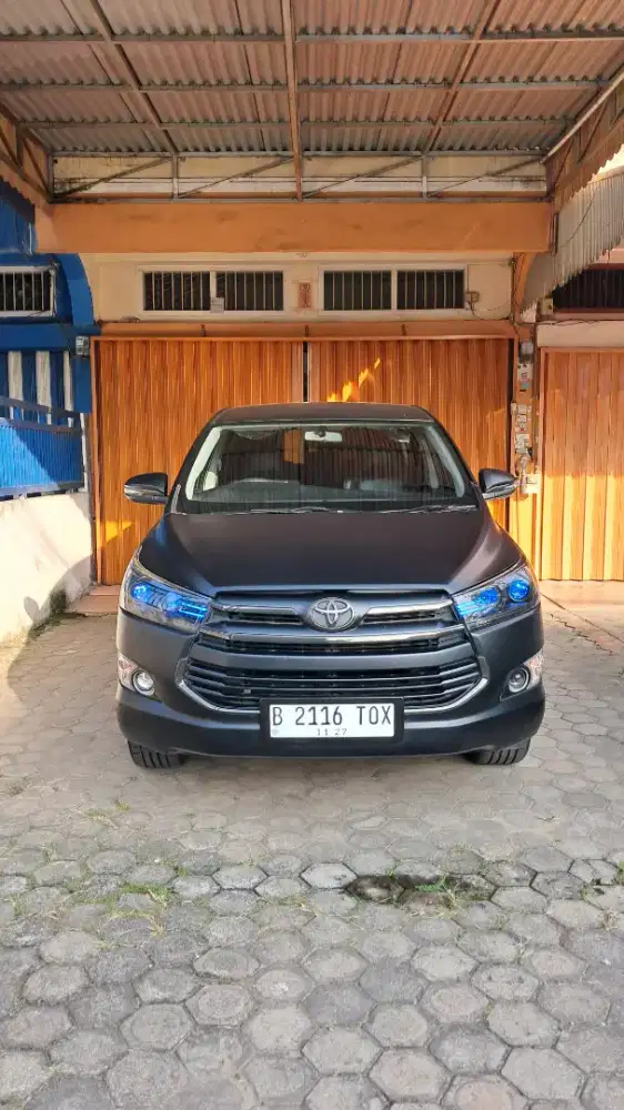 DIJUAL INNOVA V MATIC BENSIN 2017