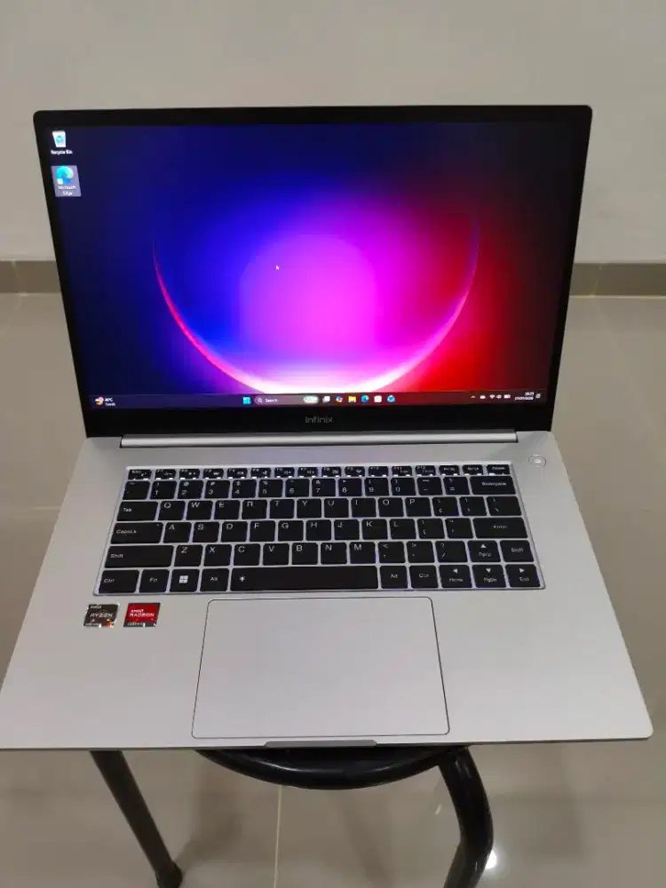 Laptop Infinix Xbook 15 Ryzen 7