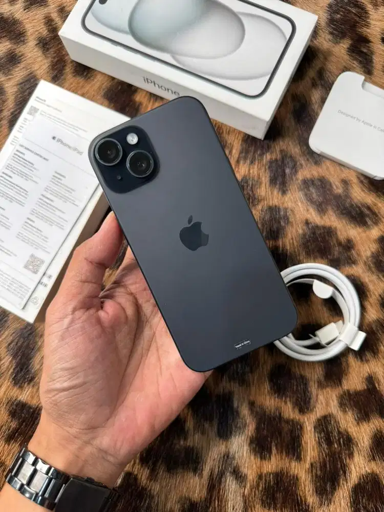 iPhone 15 128GB BH90 Resmi (Black)