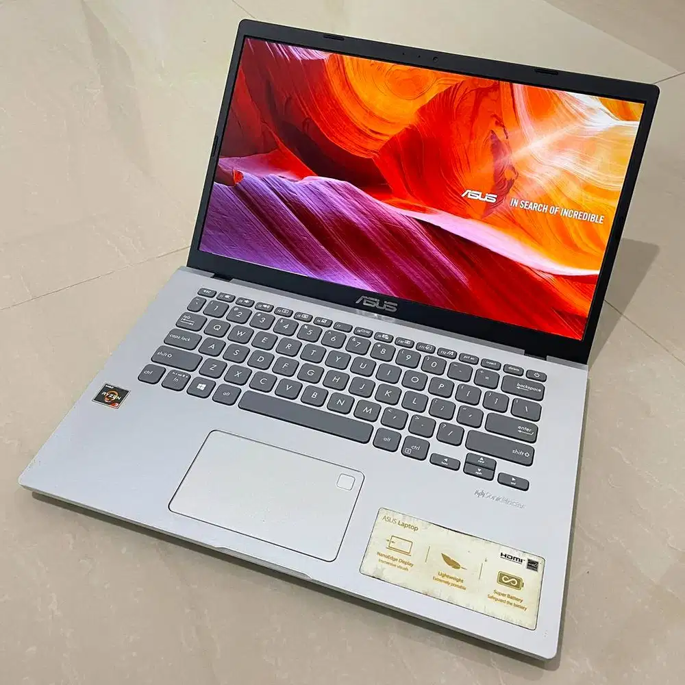 Asus Ryzen 3 RAM 8GB / SSD 256GB (1920 x 1080) Bezzeless Laptop M409DA