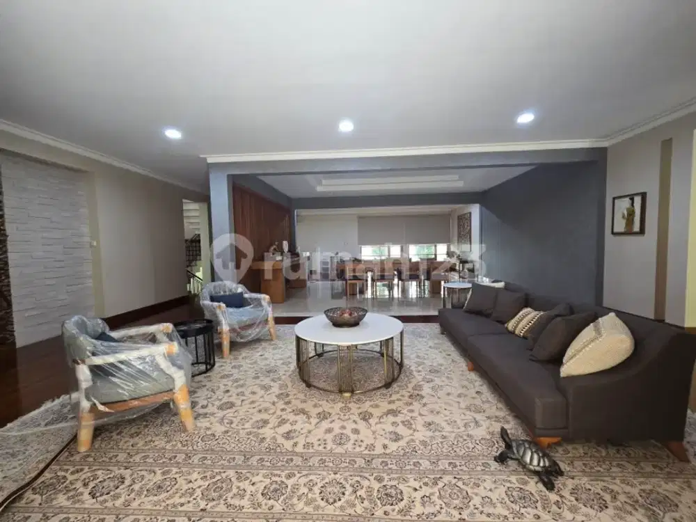 Rumah Bukit Gading Villa Bagus