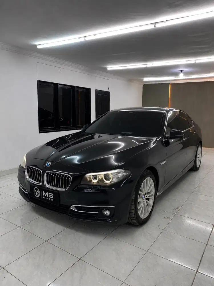 BMW 528 i  CKD AT 2016