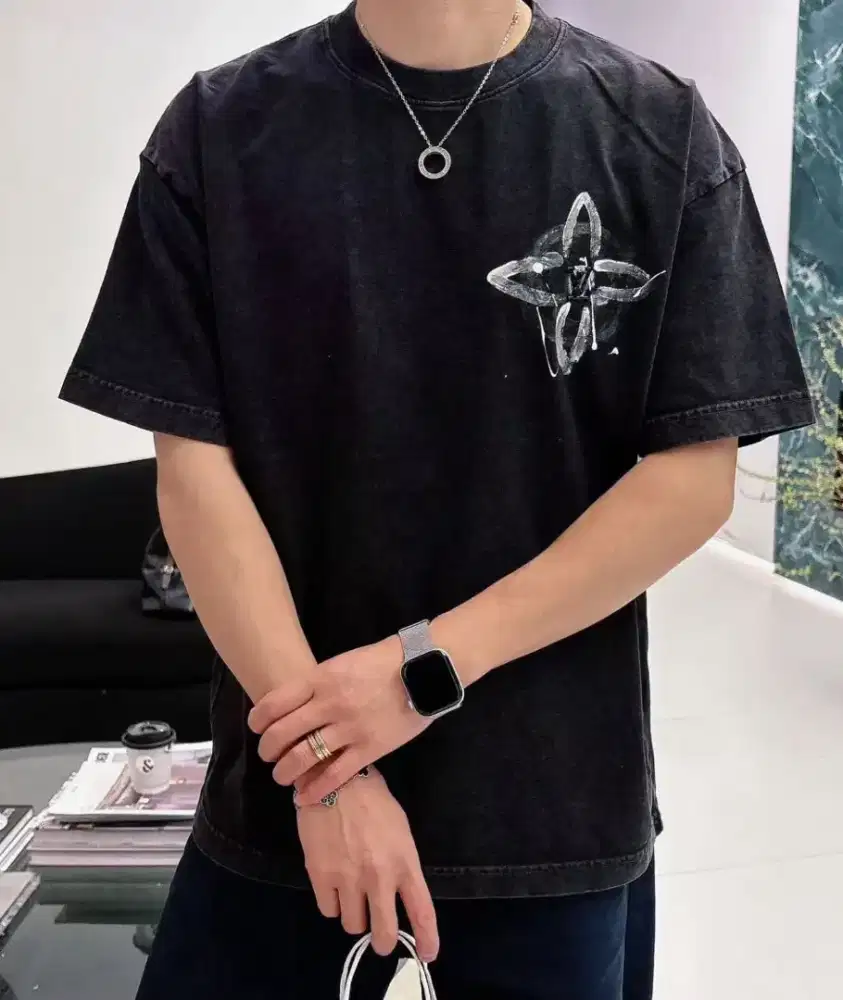 Kaos t-shirt lv unisex