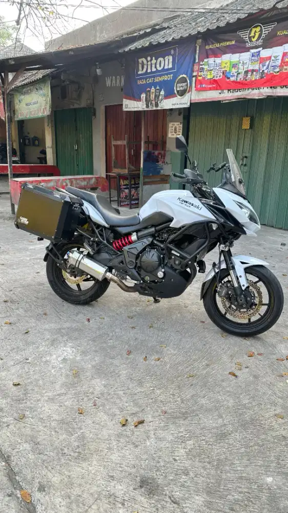 Versys 650  putih original ! Like new MULUS ninja zx