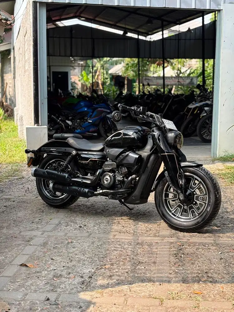 SRV 250 AMT LIKE NEW SUPERB