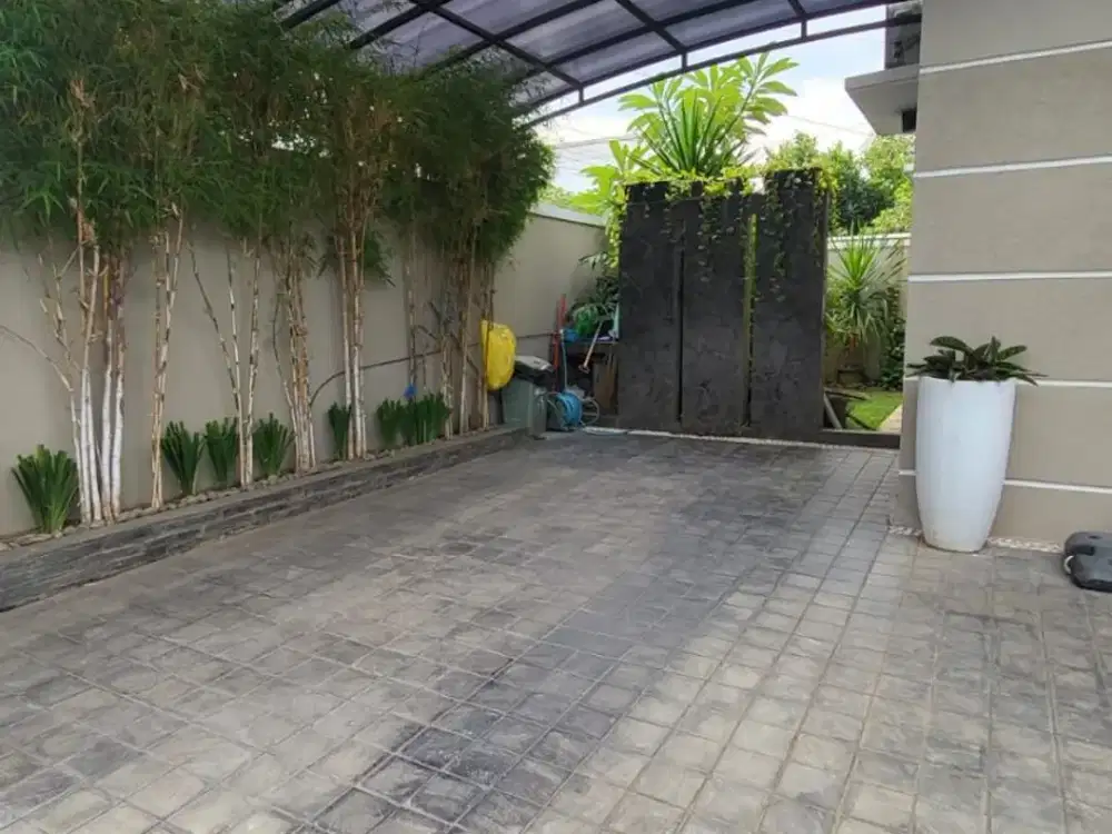 Dijual rumah cantik asri di Cisaranten Antapani Arcamanik Bandung