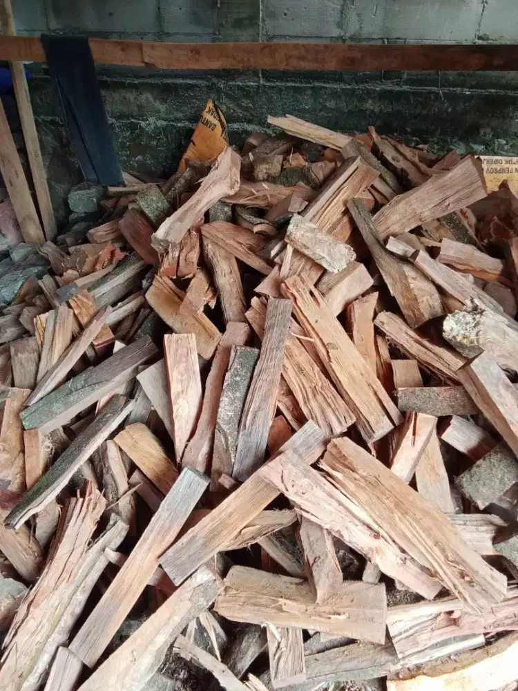 Kayu bakar rambutan