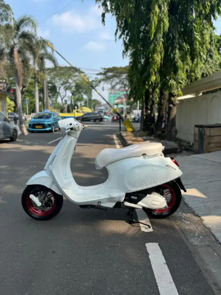 PIAGGIO VESPA SPRINT X JUSTIN BIEBER