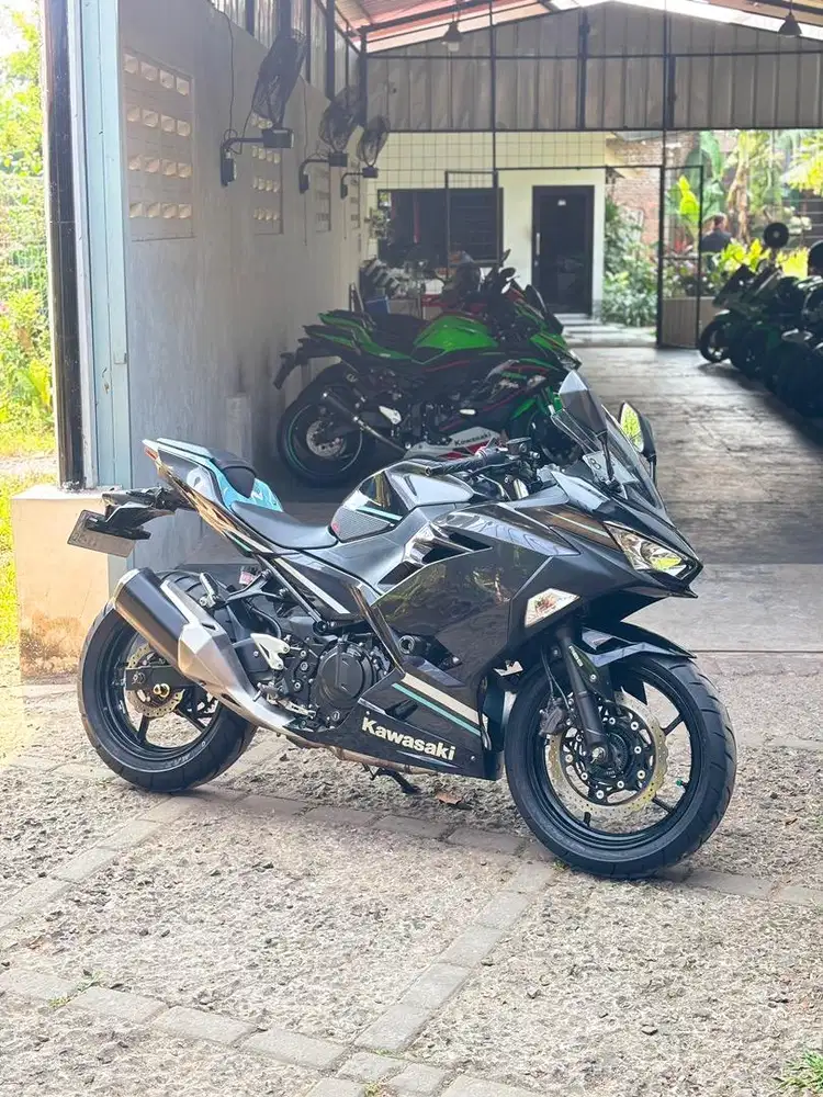 NINJA 250 MDP ABS KEYLESS LIKE NEW