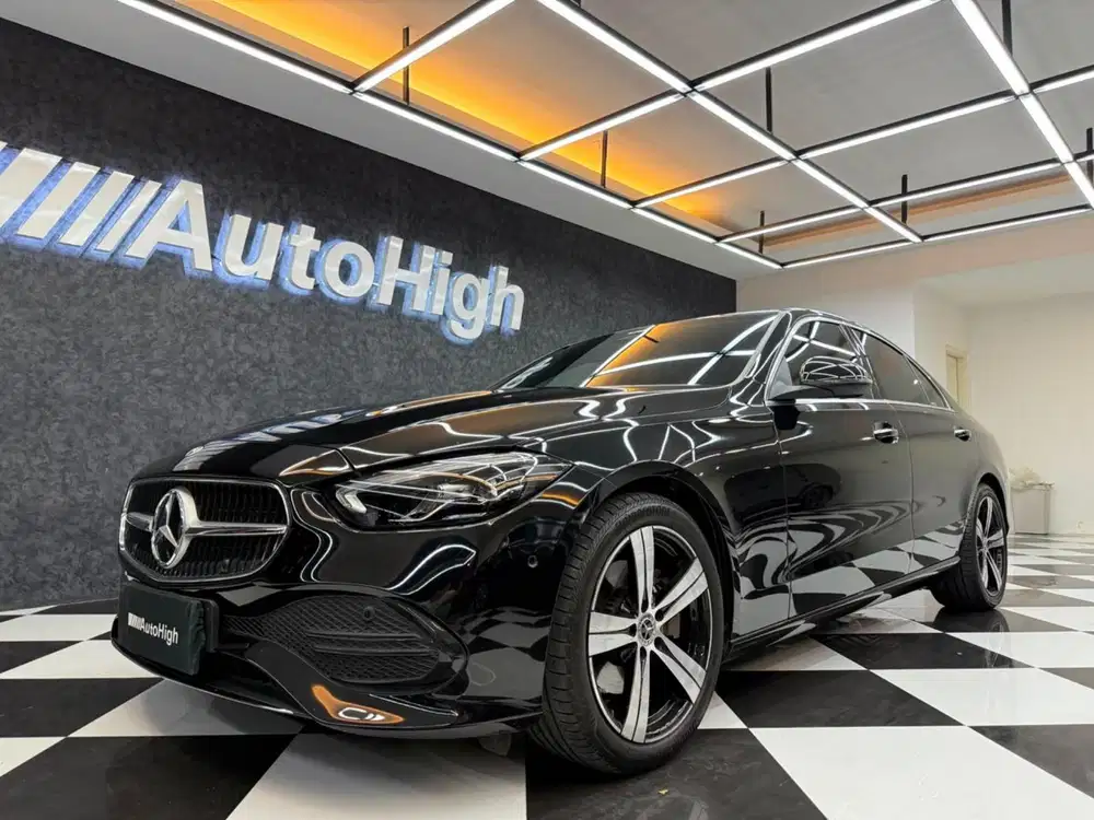 DP10% [Km8.000] C200 Avantgarde 2023 Black Reg 2024 #AUTOHIGH