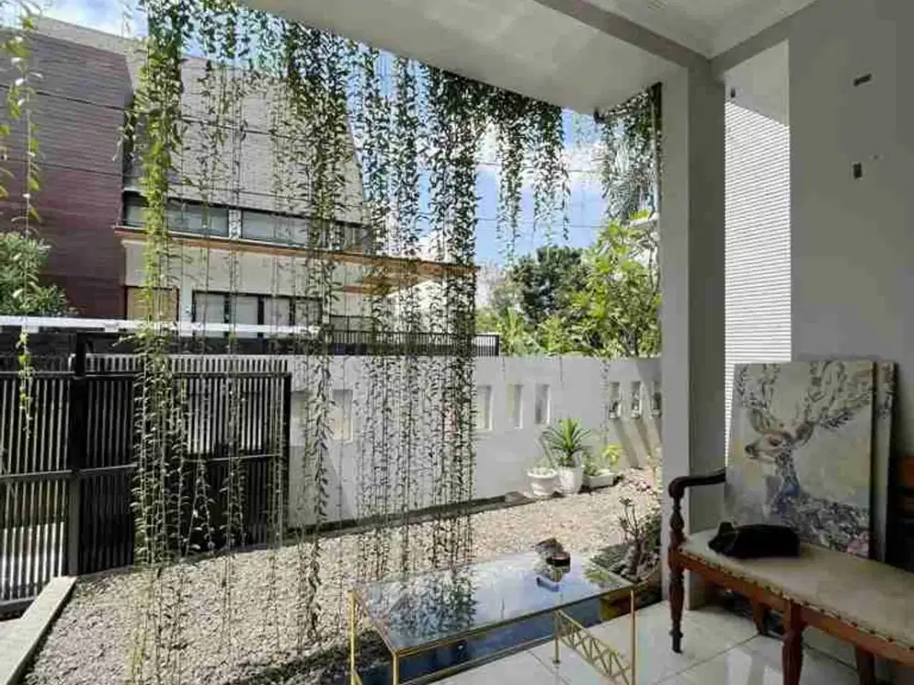 Rumah cantik dalam kompleks di Cirendeu, Pondok Cabe TangSel