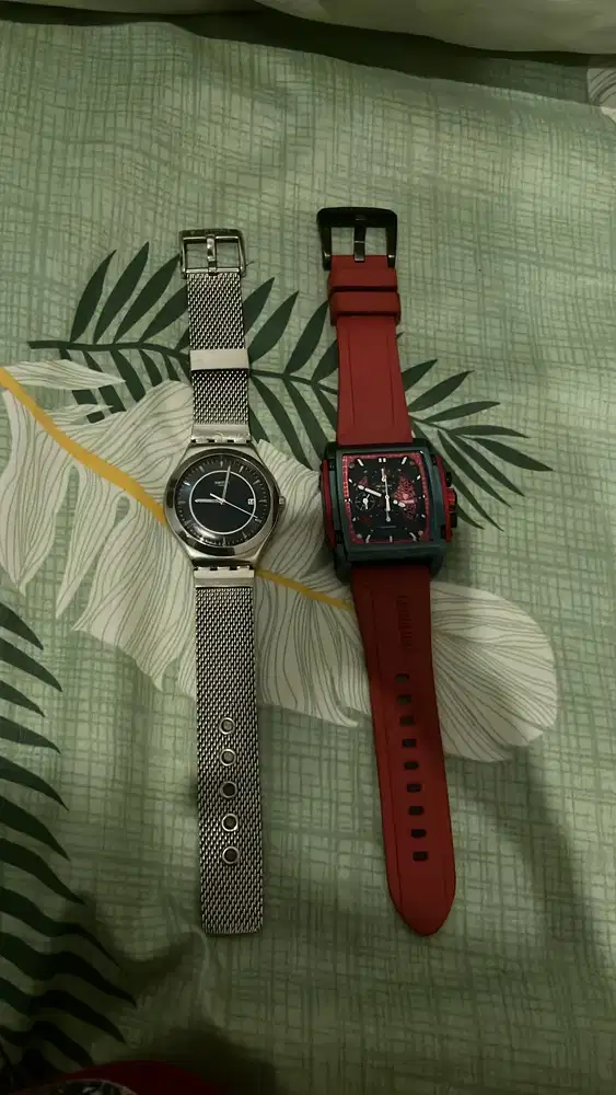 Jual 2 jam tangan merk Swatch swiss & Expedition Chronograph