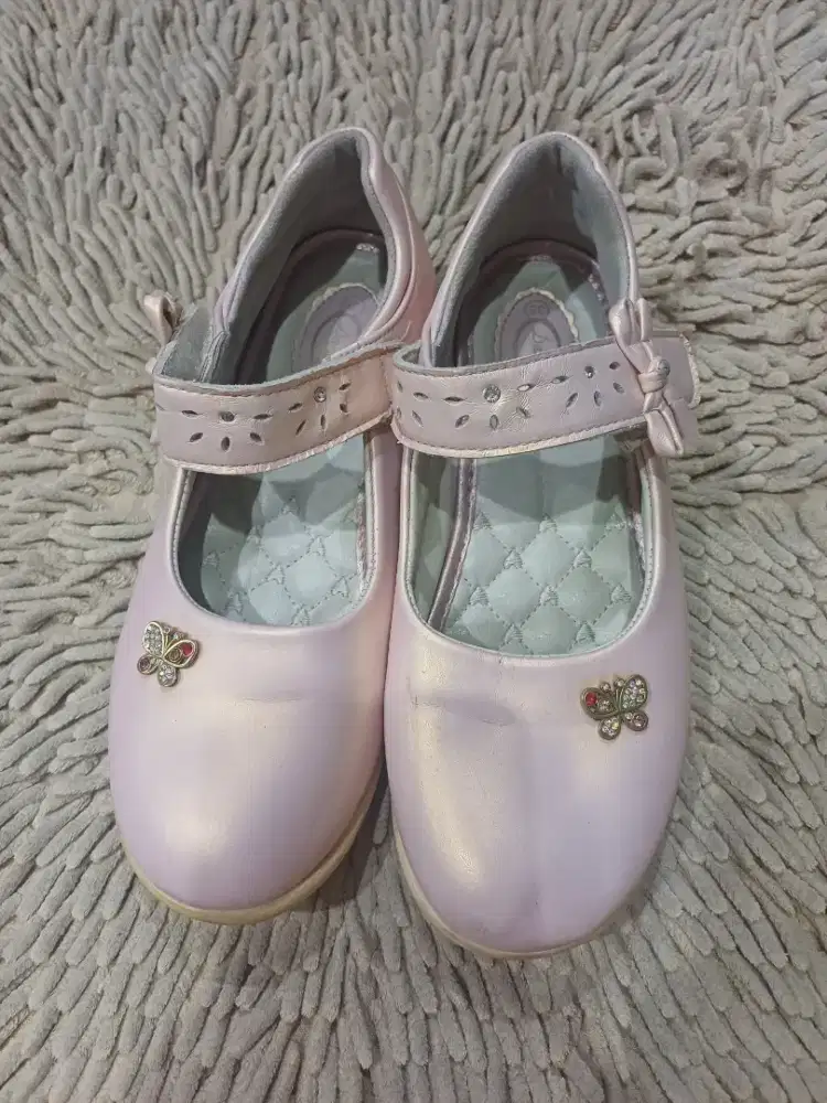 Sepatu Pesta anak Size 35