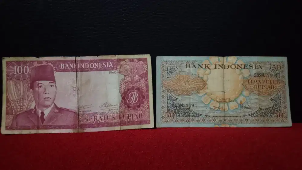 Uang kertas dan koin lama