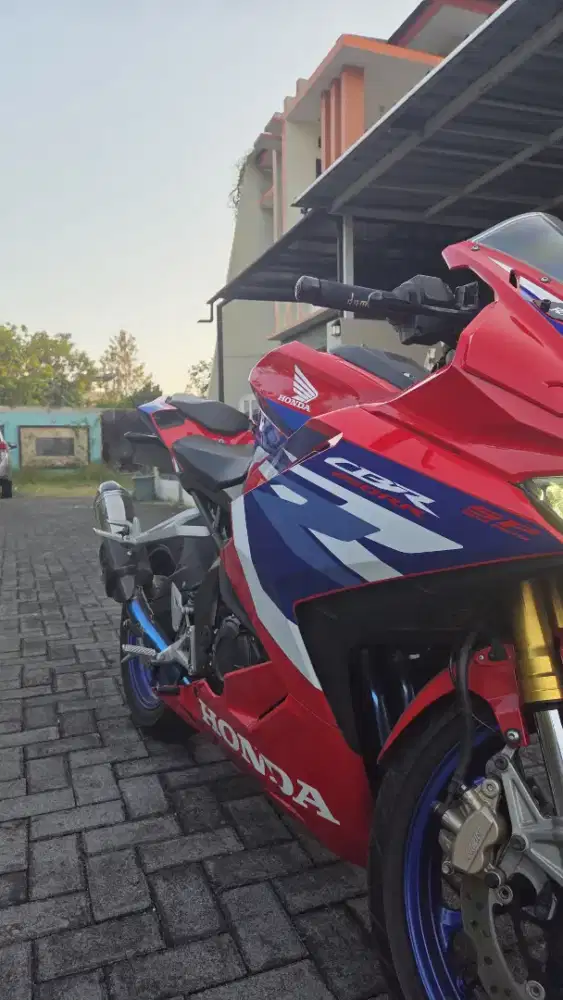 Dijual Honda CBR 250RR SP QS tipe tertinggi