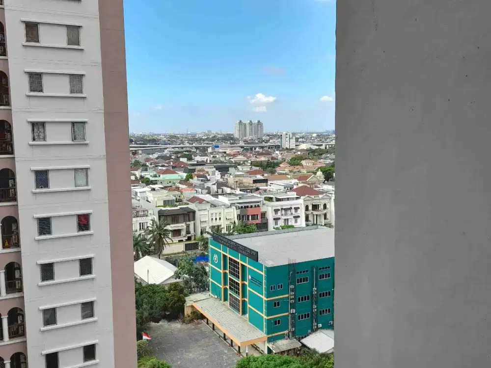 DISEWAKAN APARTEMEN GADING MEDITERANIA