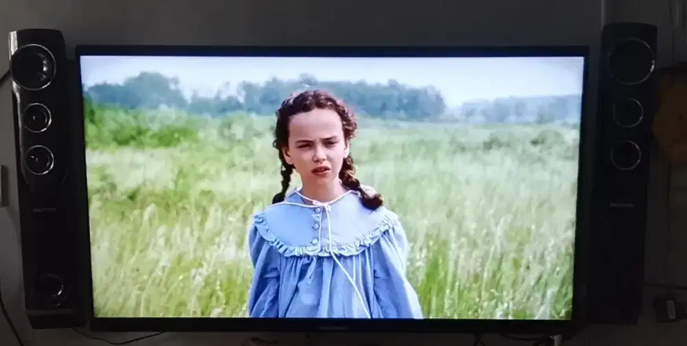 Polytron android TV 43