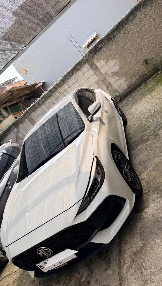 MG 5 GT ACTIVATE PUTIH