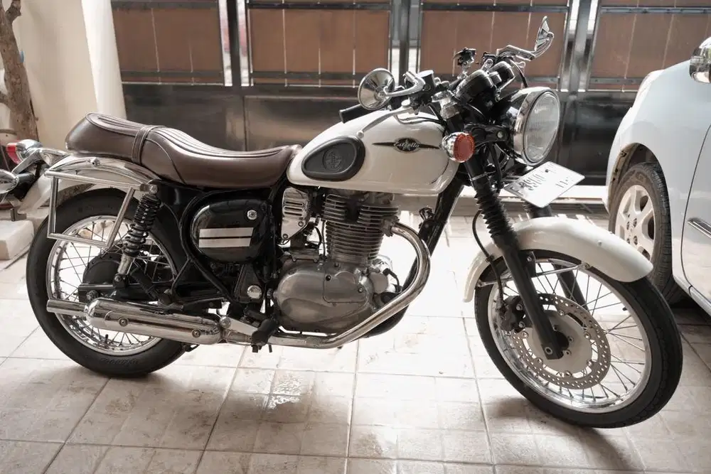 Kawasaki Estrella W250 Putih Rare