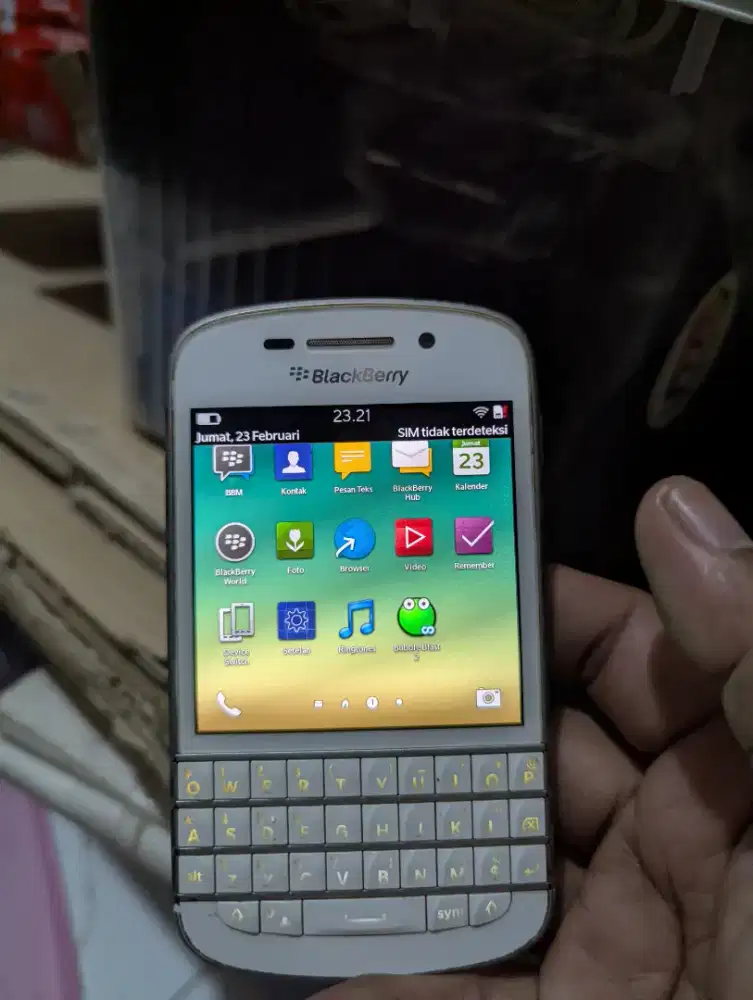 Blackberry Q10 white ram 2/16GB