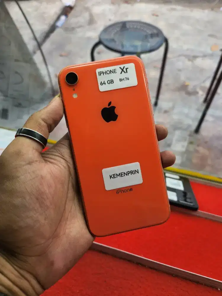 IPHONE XR 64GB KEMENPERIN ALL OPERATOR RESMI