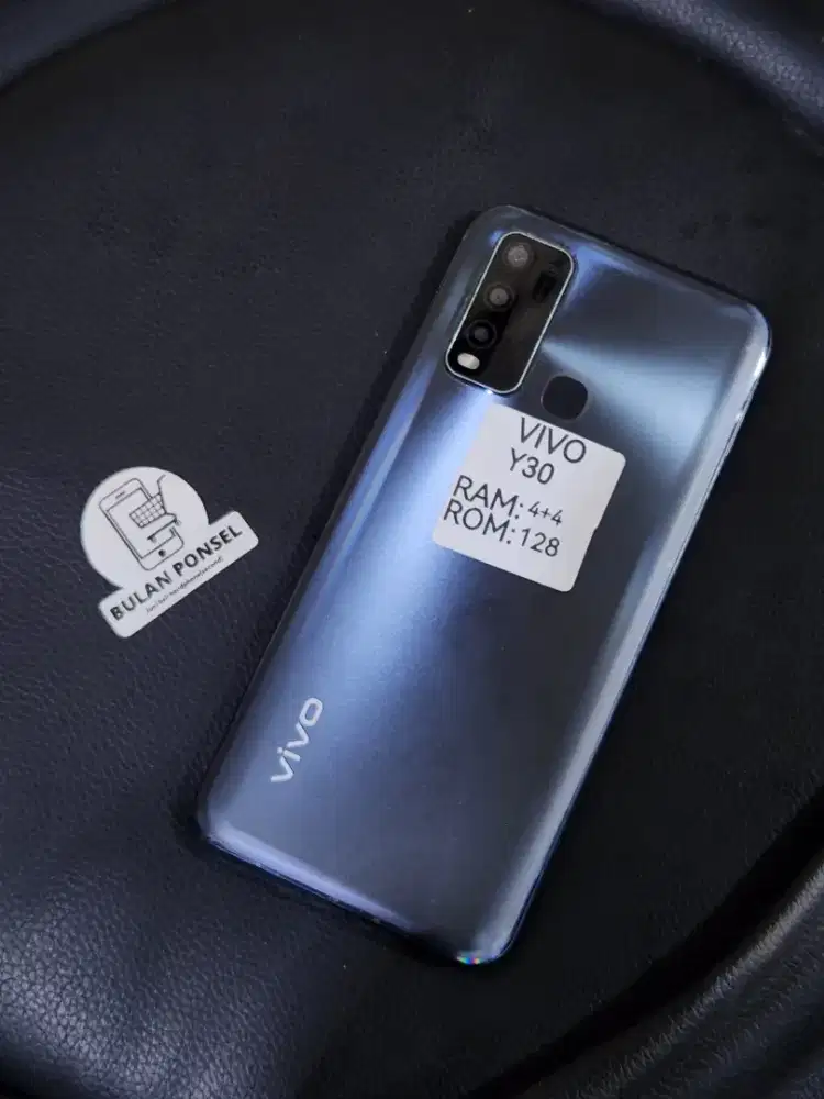 VIVO Y30 4+4/128 SECOND FULLSET