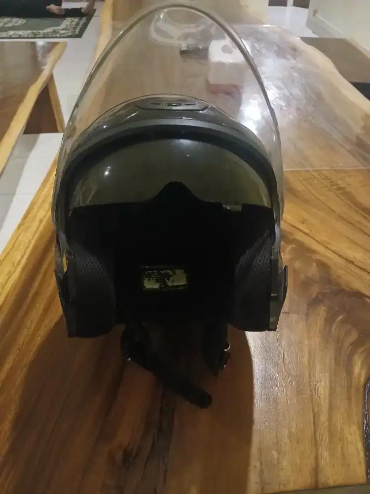 Di jual helem dobel visor pemakian 2 bulan jarang pake