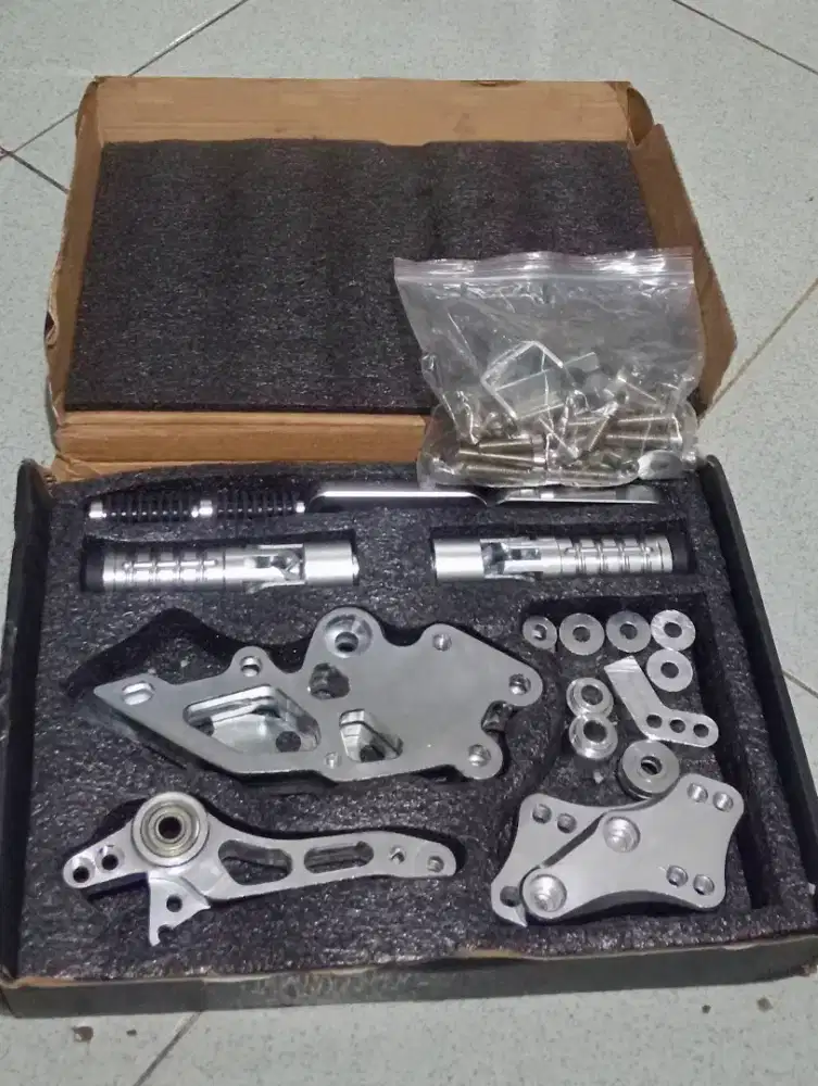 Underbone motor