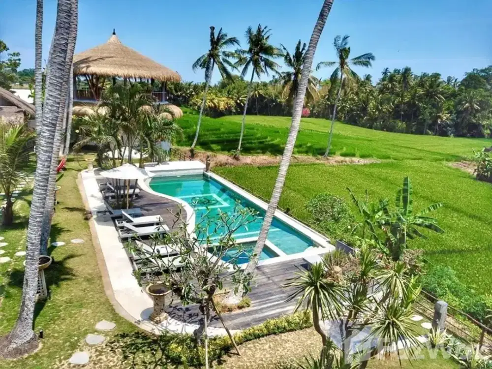 8 Bedroom Villa for sale in Tanah Lot, Bali
