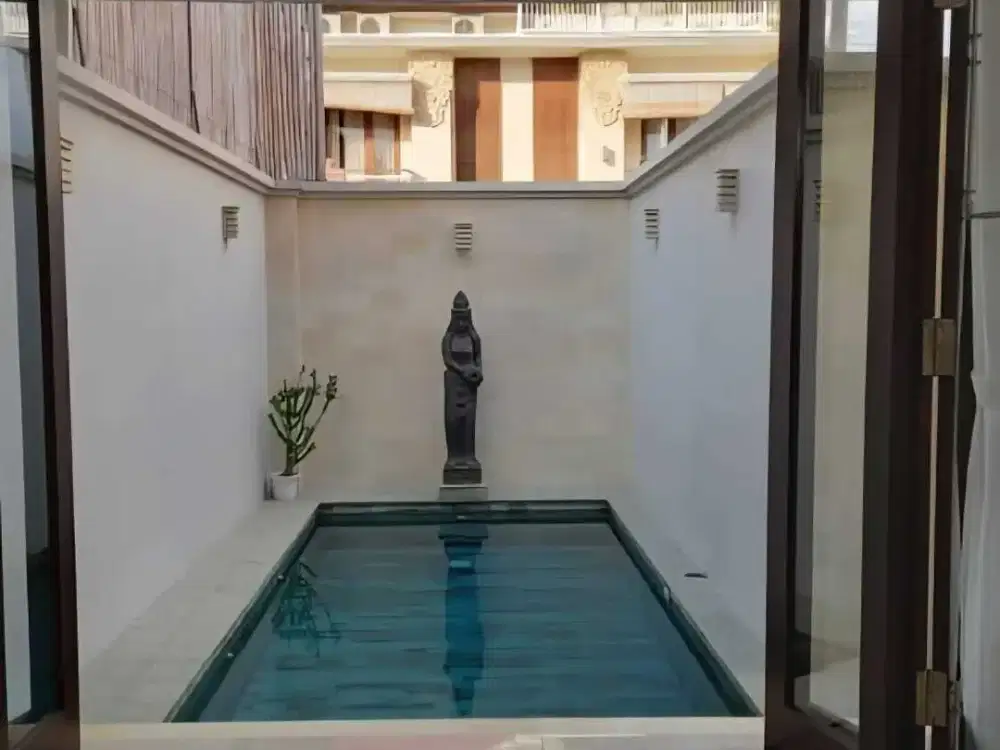 2 Bedroom House for sale in Berawa, Bali