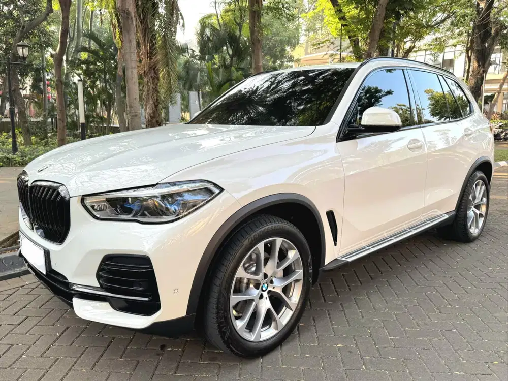 [Km24RB] BMW X5 xDrive40i M-Sport AT Nik 2023 model 2022 Putih