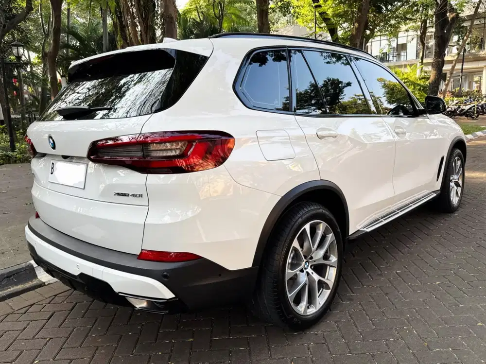 [Km24RB] BMW X5 xDrive40i M-Sport AT Nik 2023 model 2022 Putih