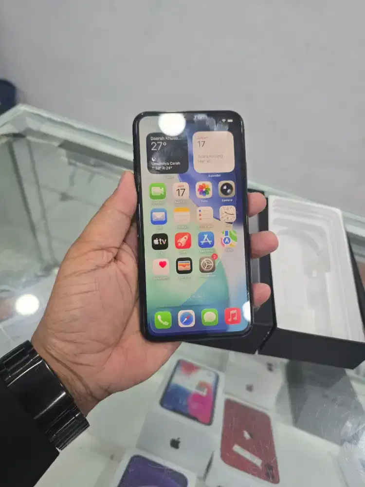Iphone 11 promax 64gb imei permanen mlusblengkap