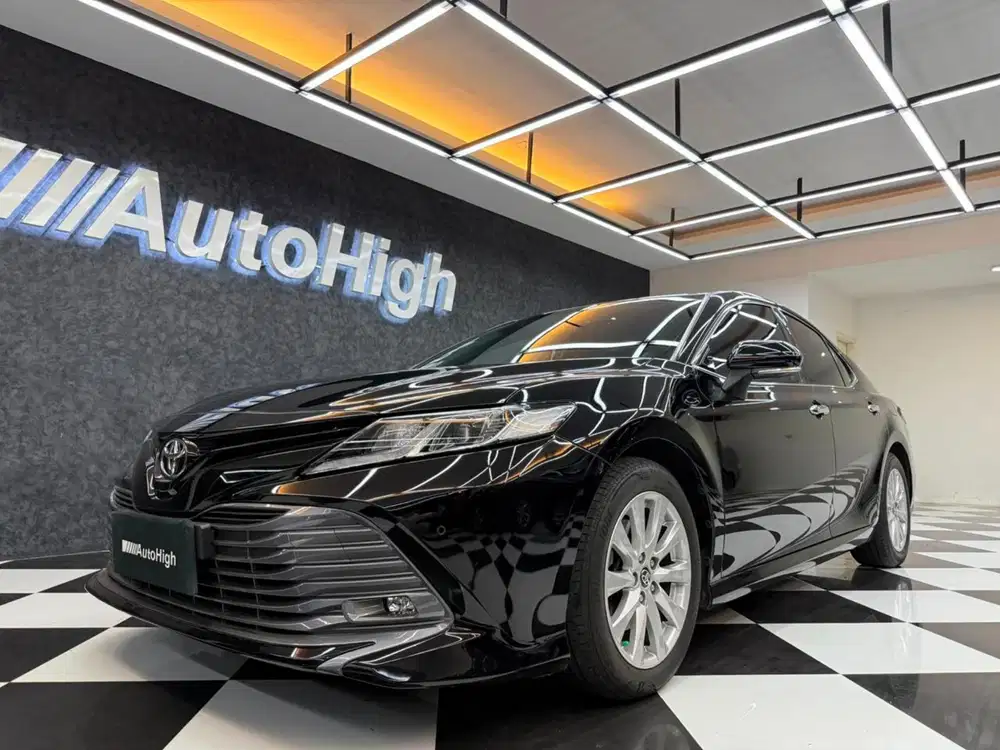 DP10% [Km30.000] Camry V 2019 Black Reg 2020 #AUTOHIGH