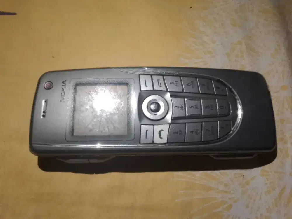 Jual handphone nokia type 9300