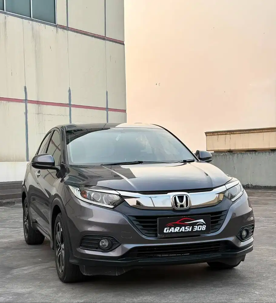 Honda HRV 1.5 E CVT AT 2020 Facelift HR-V Abu Abu Kilometer 70 rb