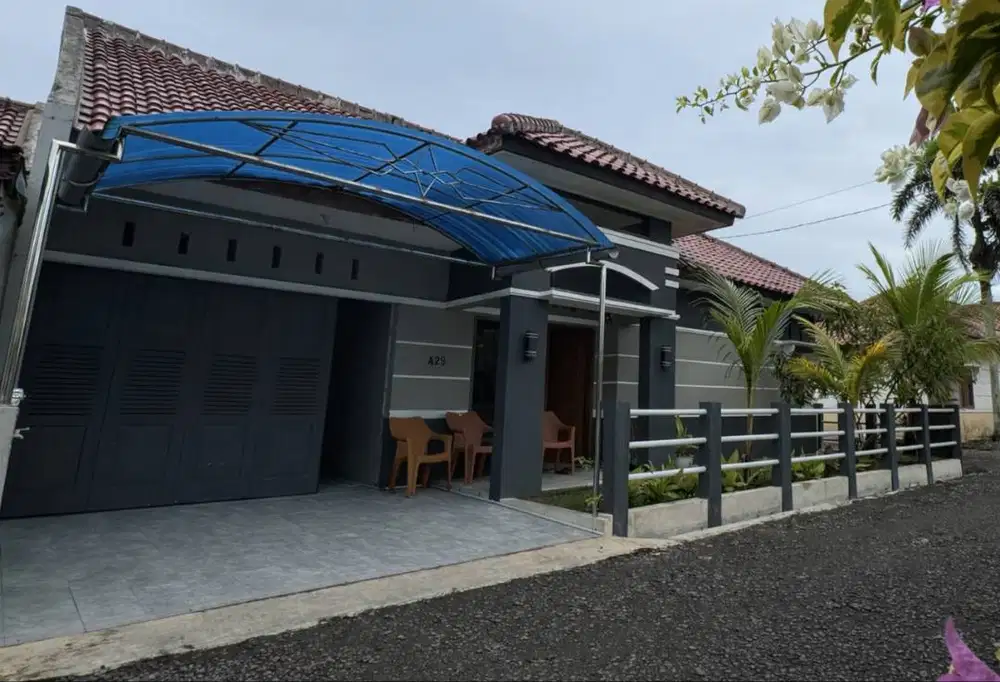 Villa Cikembulan Regency