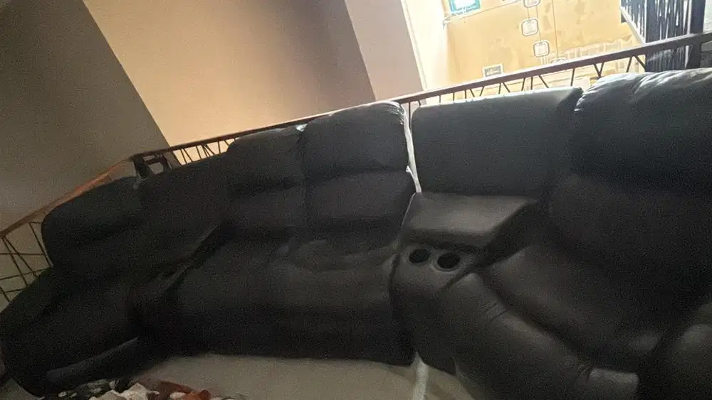 Kursi set home theater infor**a bekas kondisi seperti baru