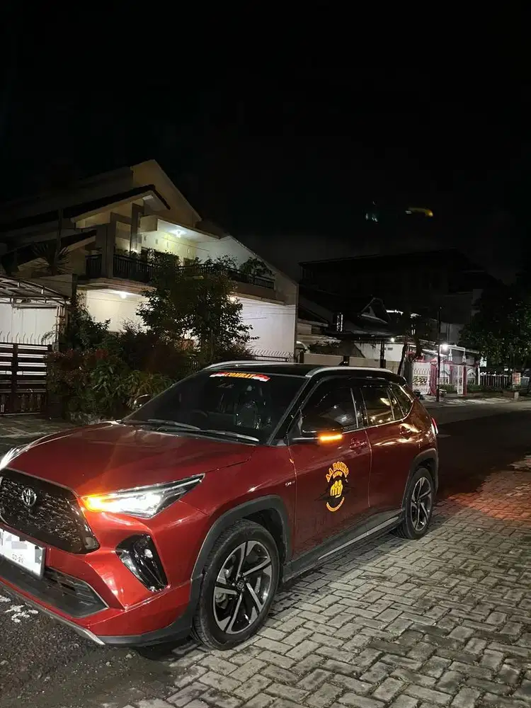 (odo 4k) Toyota Yaris Croos Hybrid 1.5 S CVT TSS Type Tertinggi