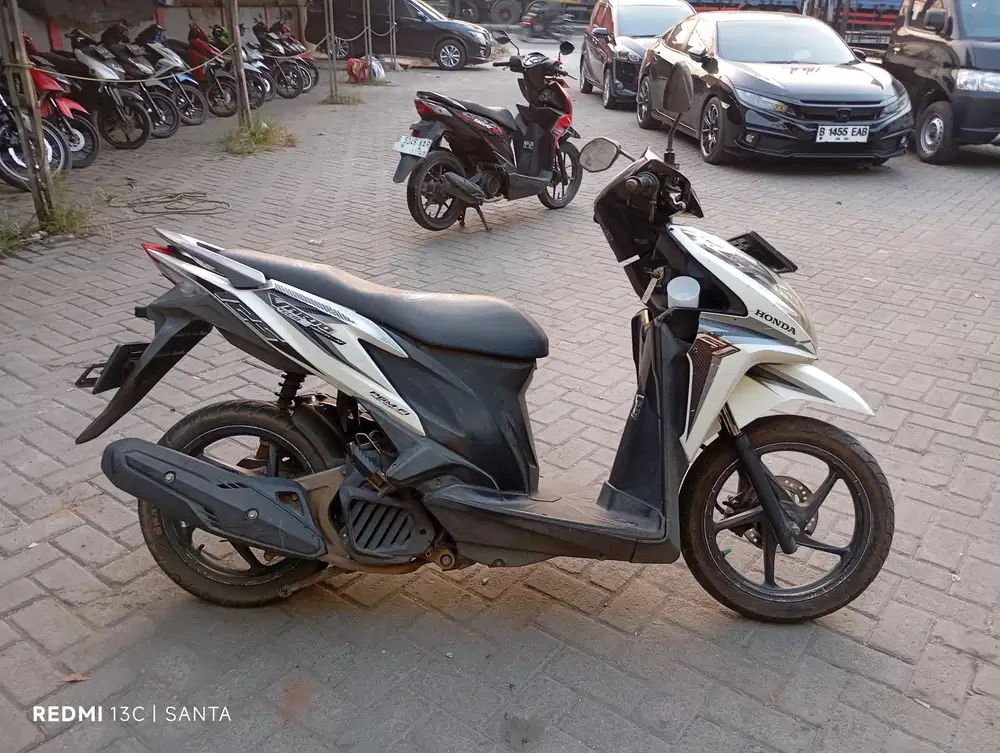 Honda Vario 125 Techno Tahun 2013 Surat komplit