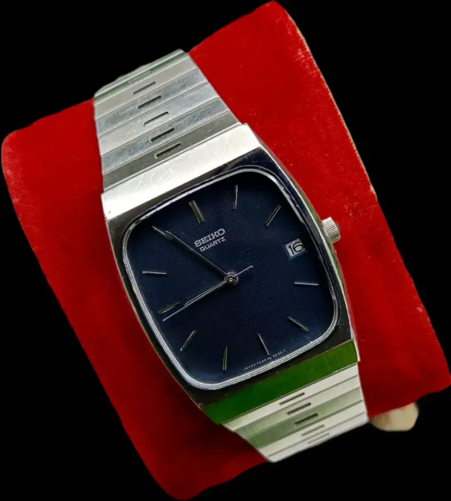 Seiko Vintage Tank Navy Dial Original