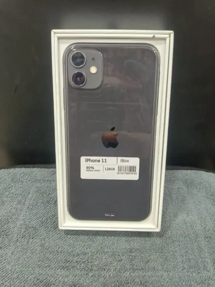 iPhone 11 128Gb iBox like new