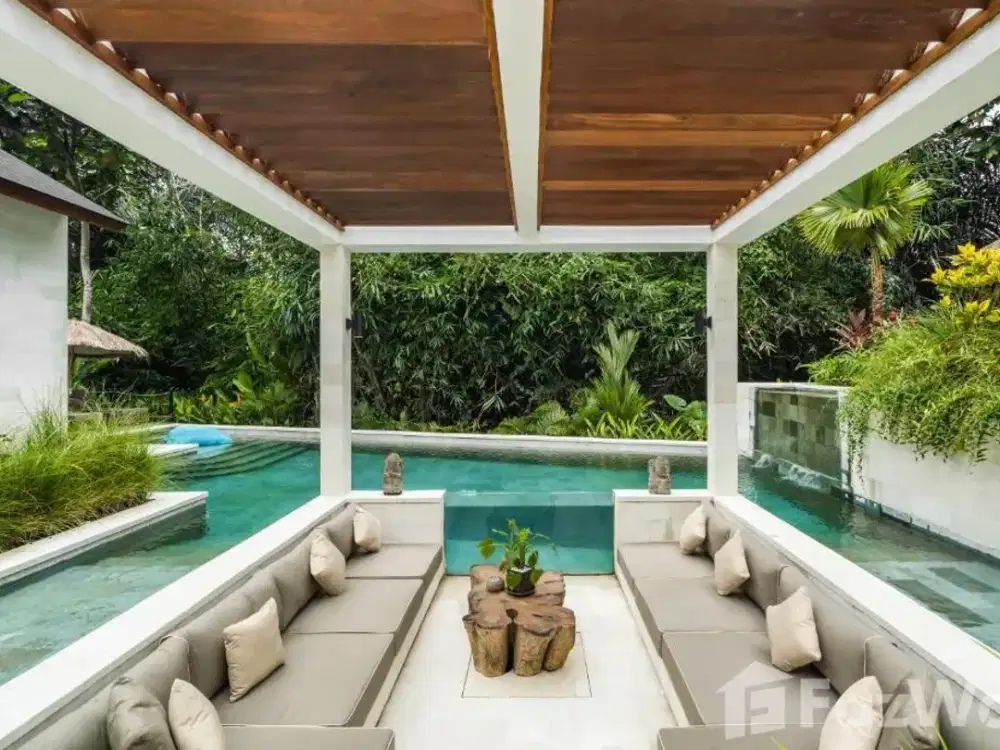 5 Bedroom Villa for sale in Ubud, Bali - Thumbnail 2